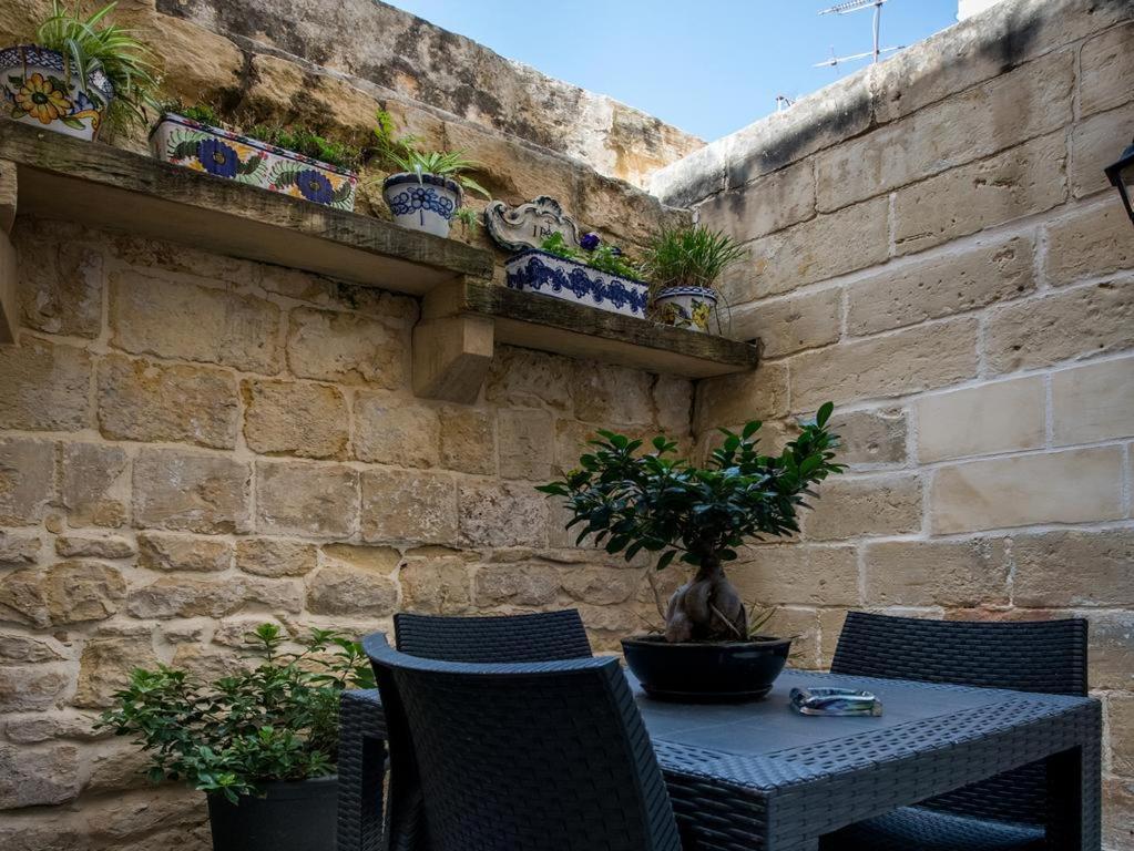 Hotel Julesy'S Bnb Cospicua Exterior foto