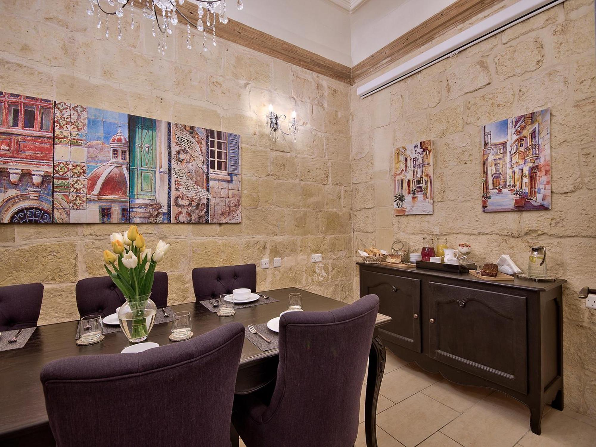 Hotel Julesy'S Bnb Cospicua Exterior foto